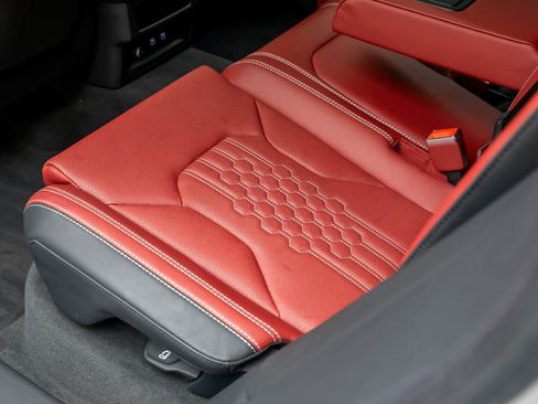 Used 2023 Lamborghini Urus S image 46