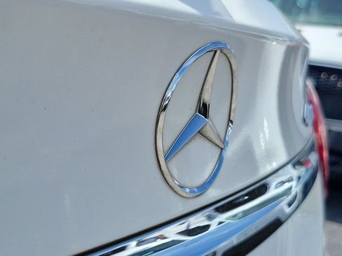 Used 2020 Mercedes-Benz GLA 250 4MATIC w/ Premium Package image 5