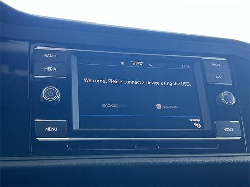 Certified 2024 Volkswagen Jetta SE w/ Panoramic Sunroof Package image 23