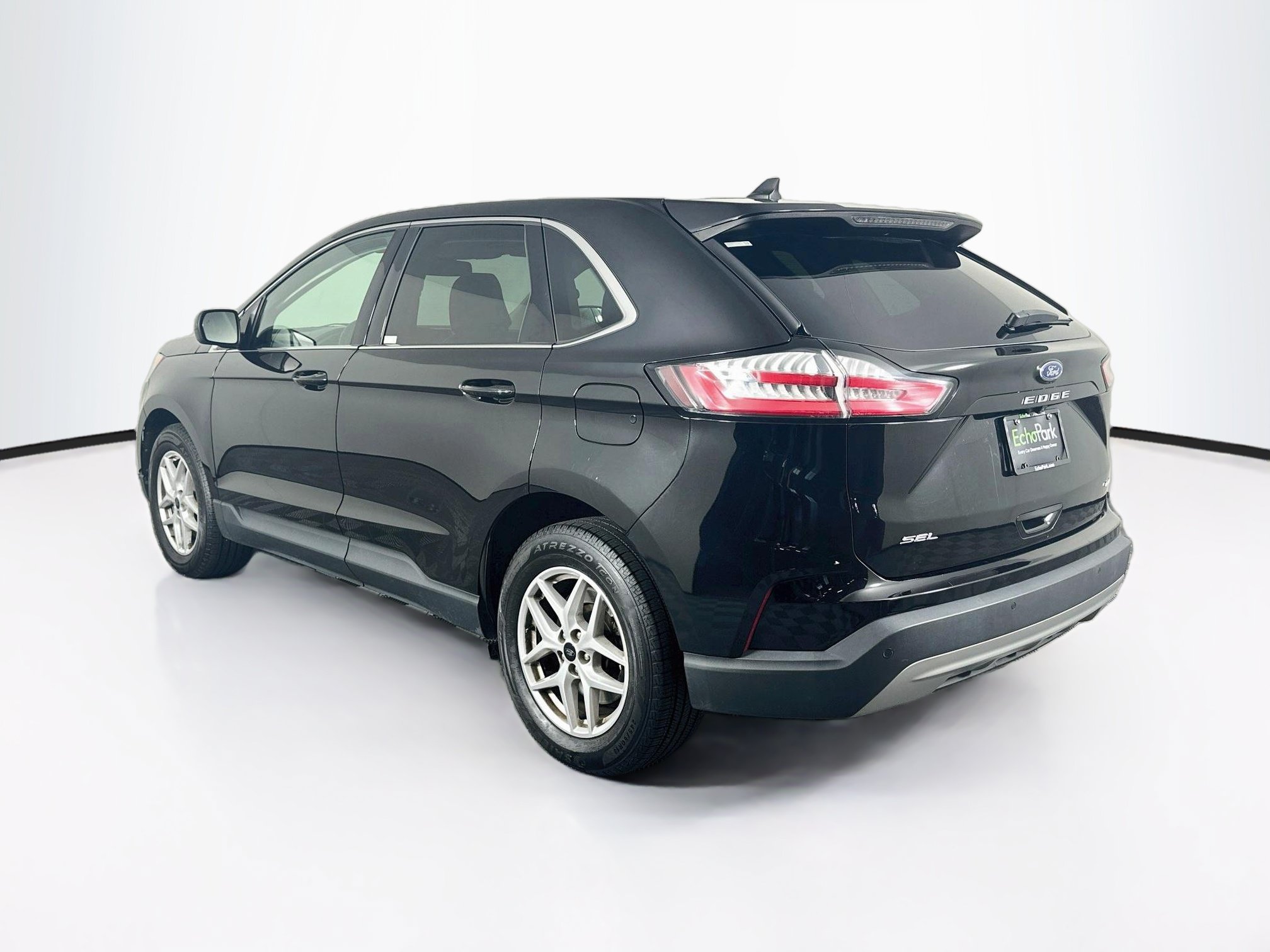 Used 2024 Ford Edge SEL AWD/4WD image 5