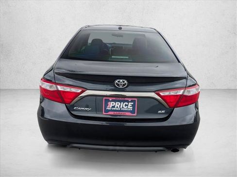 Used 2016 Toyota Camry SE FWD image 6