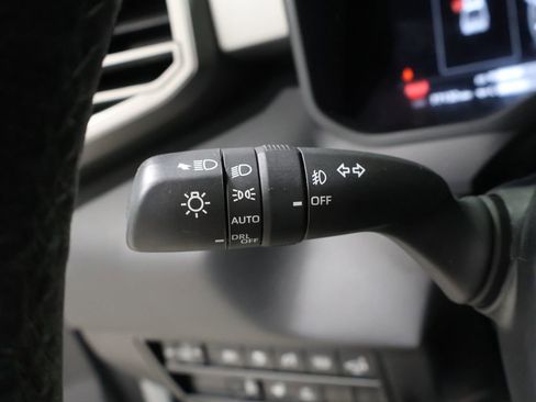 Used 2024 Toyota Tundra Limited image 33