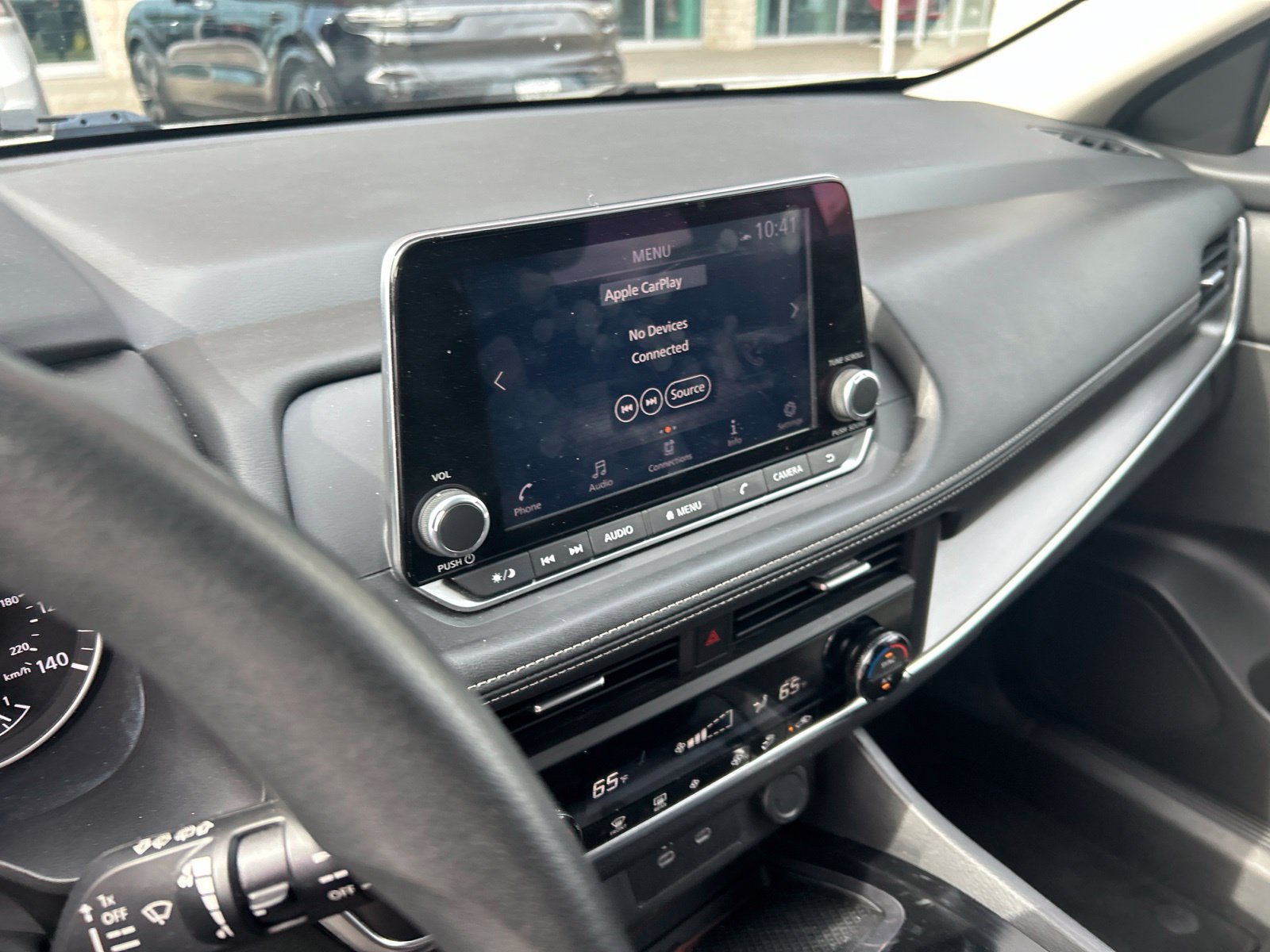 Used 2024 Nissan Rogue SV FWD image 22