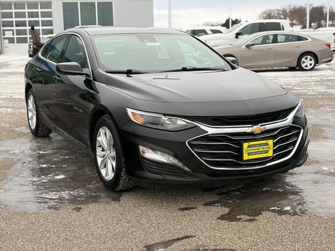 Used 2024 Chevrolet Malibu LT image 3