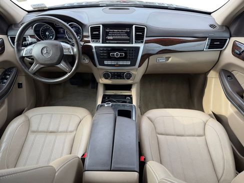 Used 2014 Mercedes-Benz GL 450 4MATIC image 14