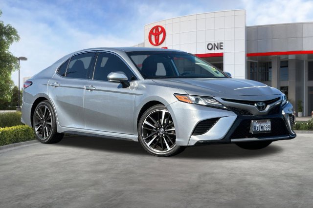 Certified 2019 Toyota Camry XSE FWD image 2
