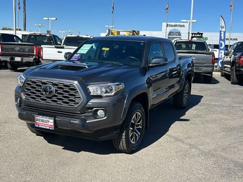 Used 2021 Toyota Tacoma TRD Sport image 8