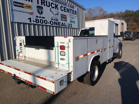 Used 2016 RAM 5500 Tradesman w/ Power Accessory Group image 3