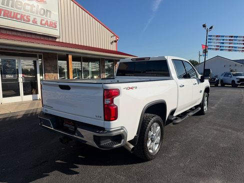 Used 2020 Chevrolet Silverado 2500 LTZ w/ LTZ Texas Edition AWD/4WD image 4