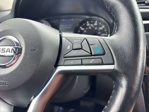 Used 2020 Nissan Rogue SV w/ Premium Package AWD/4WD image 20