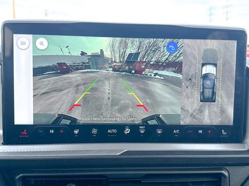 Used 2025 Ford Bronco Sport Badlands image 41