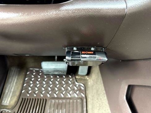 Used 2014 GMC Sierra 1500 SLT w/ SLT Crew Cab Value Package image 24