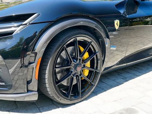 Used 2024 Ferrari Purosangue AWD/4WD image 41