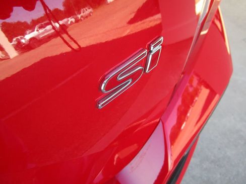 Used 2019 Honda Civic Si image 12