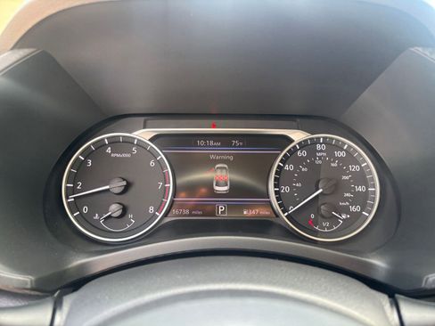 Used 2025 Nissan Sentra SV FWD image 38