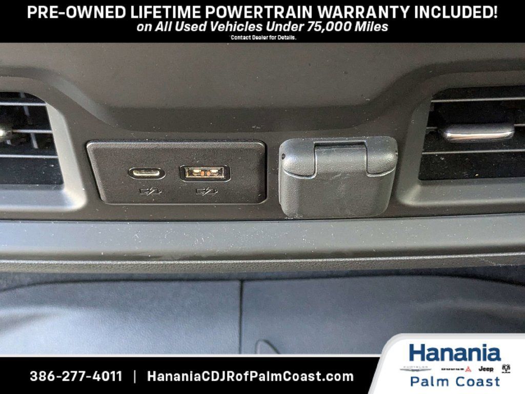 Used 2021 Chevrolet Silverado 1500 LT Trail Boss w/ Bed Protection Package AWD/4WD image 14