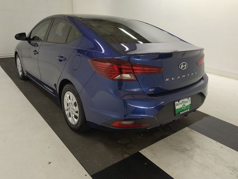 Used 2020 Hyundai Elantra SE FWD image 5