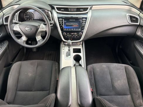 Used 2018 Nissan Murano S FWD image 16