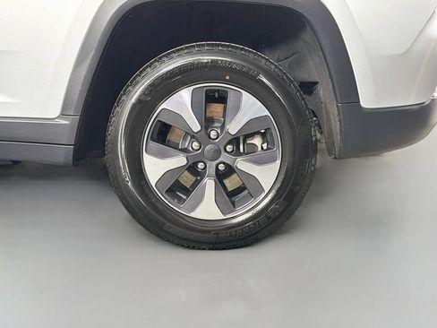 Used 2022 Jeep Grand Cherokee Limited 4xe AWD/4WD image 32