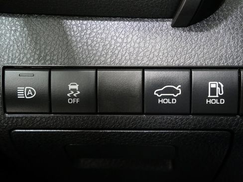 Used 2024 Toyota Camry XSE image 13