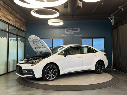 Used 2020 Toyota Corolla SE FWD image 24