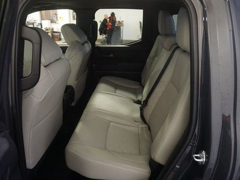 Certified 2025 Toyota Tacoma Limited AWD/4WD image 21