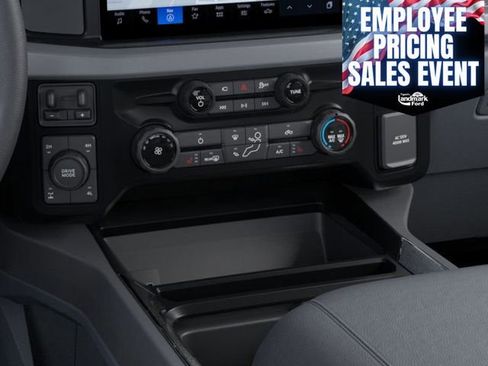 New 2026 Ford F250 XLT w/ XLT Premium Package AWD/4WD image 15