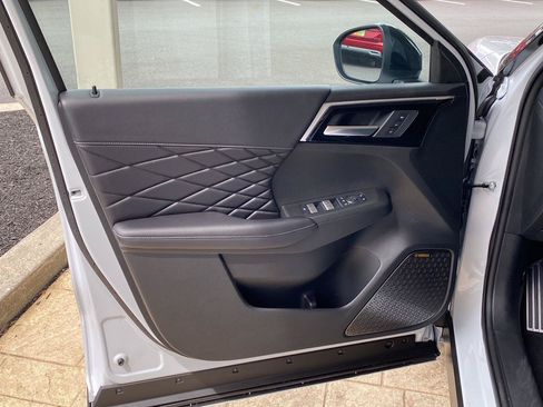 New 2026 Mitsubishi Outlander SEL AWD/4WD image 19