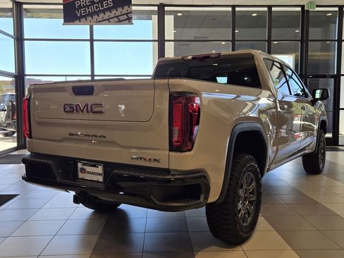 New 2026 GMC Sierra 1500 AT4X w/ LPO, Black Badging Package AWD/4WD image 4