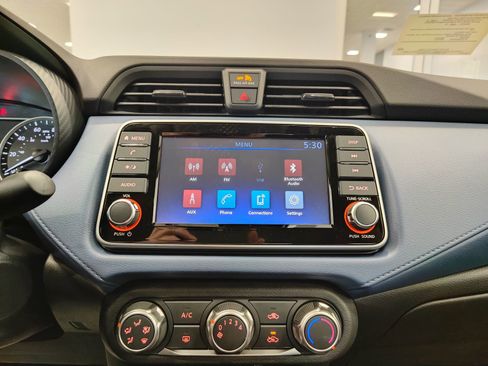 New 2025 Nissan Versa SV w/ Trunk Package FWD image 19