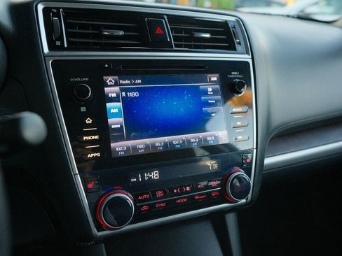 Used 2018 Subaru Outback 3.6R Limited w/ Popular Package #2 image 20