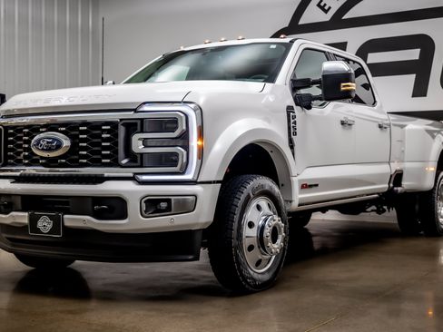 Used 2026 Ford F450 Platinum w/ Platinum Plus Package AWD/4WD image 33