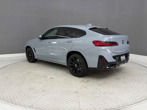 Certified 2024 BMW X4 xDrive30i w/ Premium Package AWD/4WD image 3