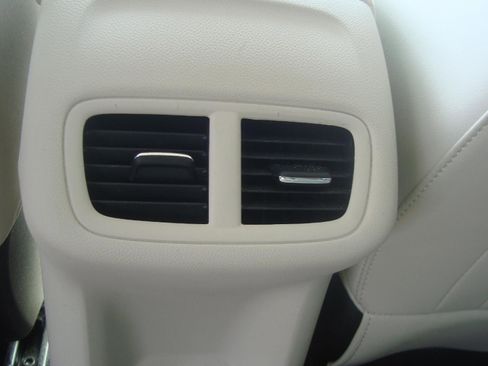 Certified 2022 Buick Envision Preferred AWD/4WD image 16
