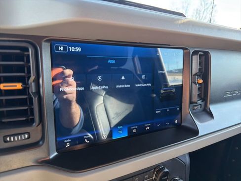 Used 2022 Ford Bronco Badlands image 31