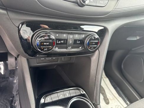 Used 2023 Buick Encore GX Select w/ Safety Package II FWD image 22