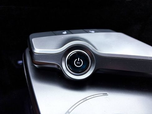 Certified 2022 Kia EV6 Light RWD image 26