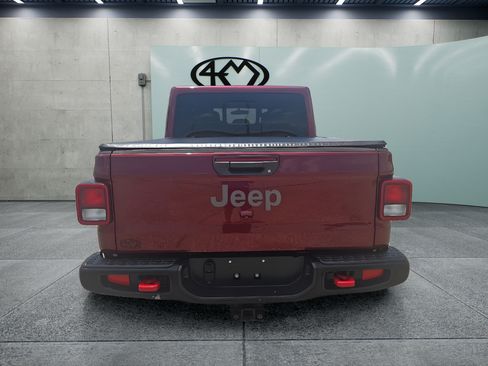 Used 2021 Jeep Gladiator Rubicon AWD/4WD image 4