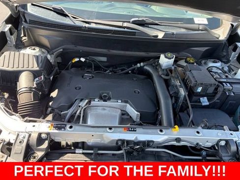 Used 2020 Chevrolet Equinox LT FWD image 11