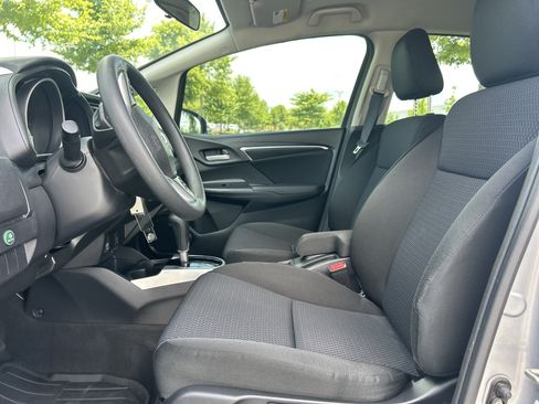 Used 2019 Honda Fit LX image 24