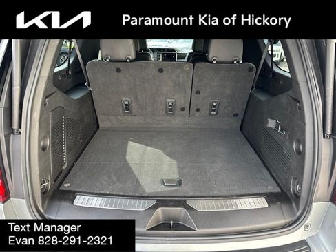 Used 2023 GMC Yukon XL Denali w/ LPO, Floor Liner Package AWD/4WD image 11