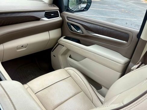Used 2022 GMC Yukon Denali image 26