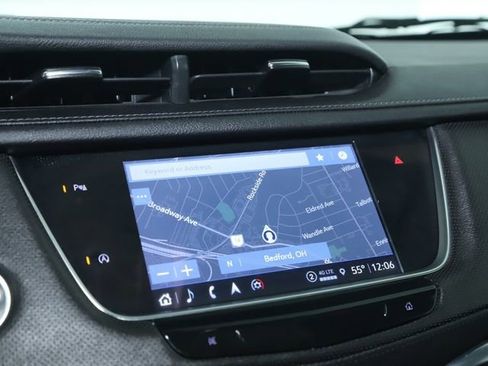 Used 2022 Cadillac XT5 Premium Luxury image 38