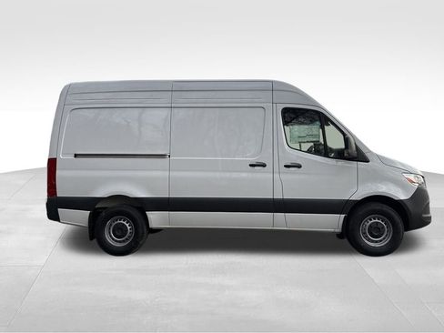 New 2025 Mercedes-Benz Sprinter 2500 image 6