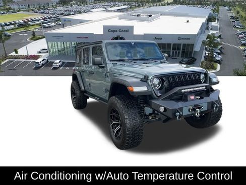 Used 2024 Jeep Wrangler Willys image 9