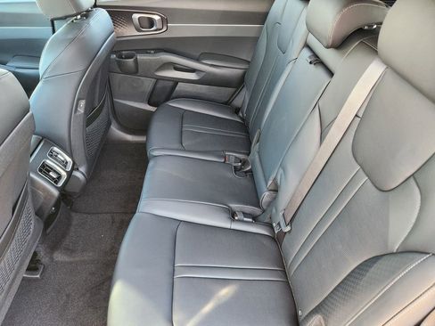 New 2026 Kia Sorento EX image 11