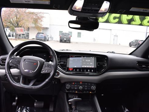 Used 2023 Dodge Durango GT image 34