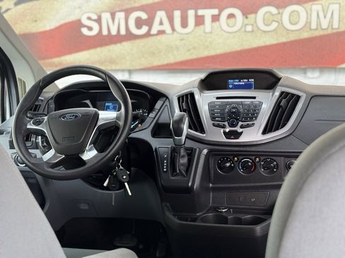 Used 2015 Ford Transit 150 XLT image 24