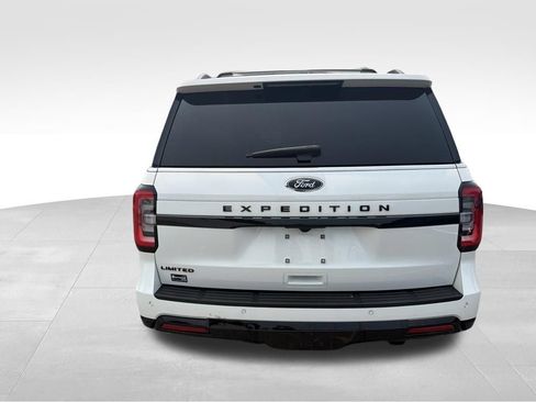 Used 2022 Ford Expedition Limited AWD/4WD image 4