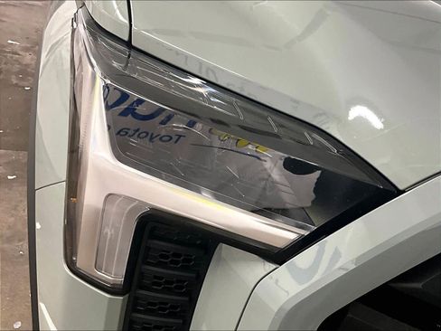 Used 2024 Toyota Tundra SR5 image 33